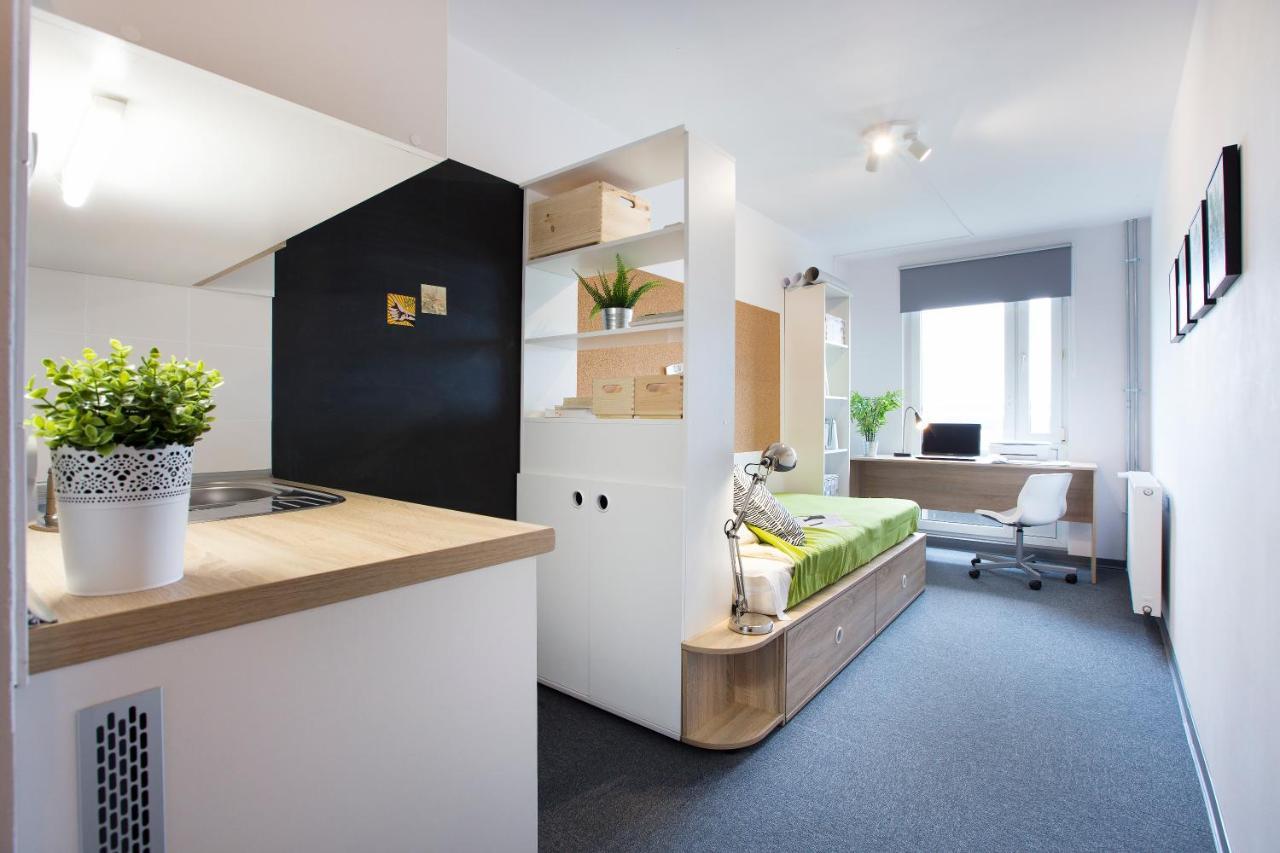 Chillout Dorm Poznan Aparthotel Екстериор снимка