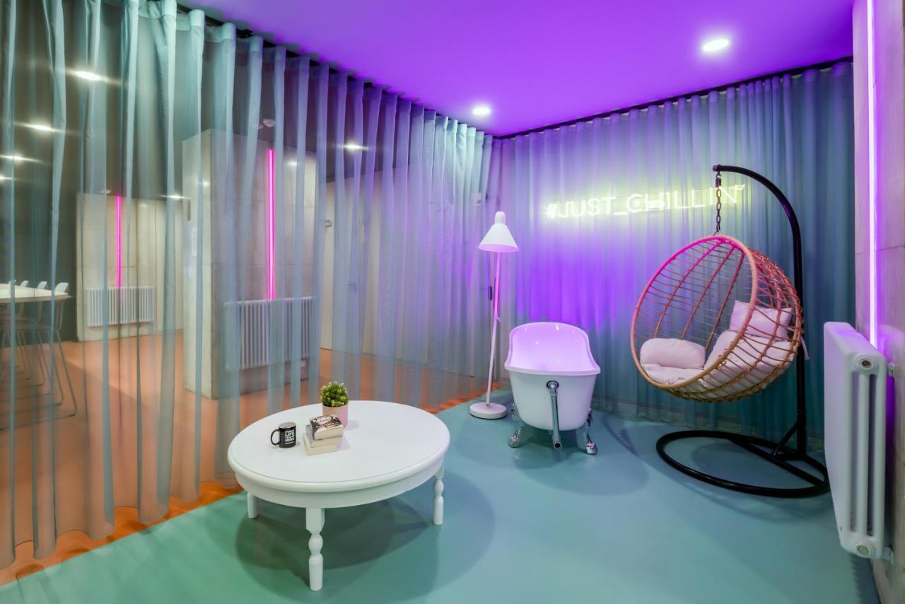 Chillout Dorm Poznan Aparthotel Екстериор снимка